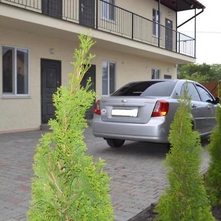 Мини-Отель Veravilla Chornomorsk Exterior photo